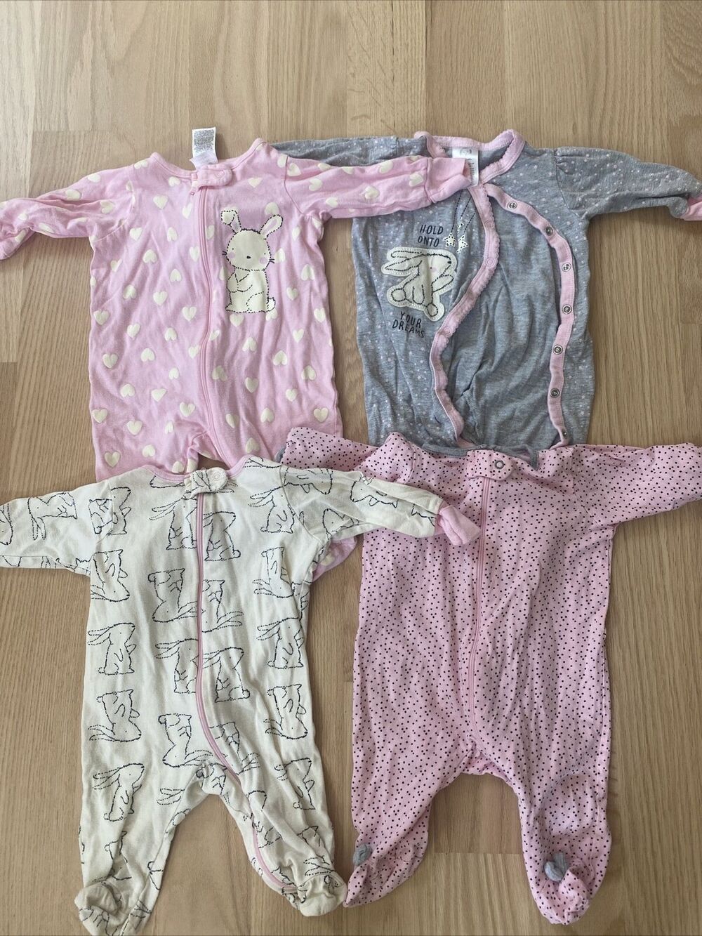 Gerber Lot Of 4 Newborn Long Sleeve Pajamas PJs W/Feet Mostly Zip Rabbits Cotton
